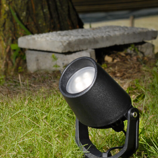 PROJECTEUR LED A PIQUET ÉTANCHE IP66 1 X GU10 6W CCT NOIR SATIN + AMPOULE MINITOMMY SPIKE 1M1.001.000.AXL1K FUMAGALLI