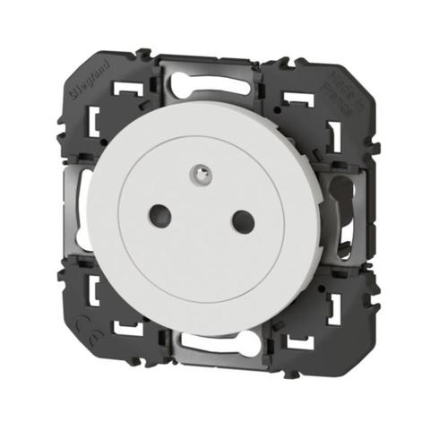 PRISE 2P+T SURFACE BLANC DOOXIE 16A 600335 LEGRAND