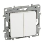 DOUBLE INTERRUPTEUR VA ET VIENT 10AX BLANC NILOE 764502 LEGRAND