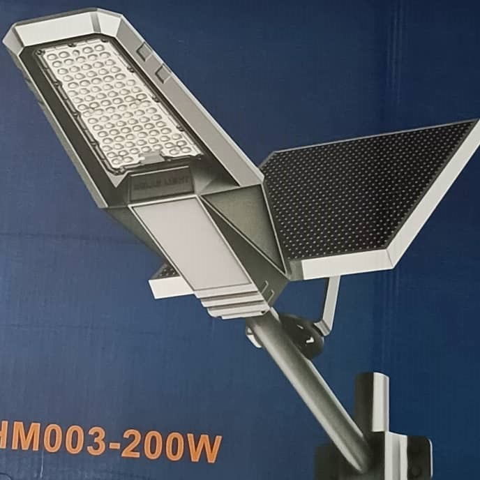 LANTERNE LED 200W 6500K SOLAIRE GREAT