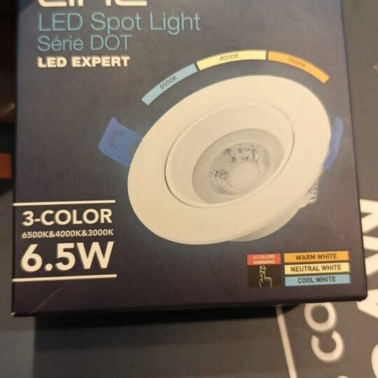 SPOT LED ENCASTE ORIANTABLE 3 COULEURS 6,5W DOT LINE